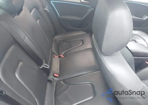 2013 Audi A4 2.0T Premium z USA, uszkodzony, nr VIN WAUFFAFL8DN007008